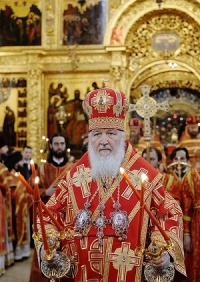 Патриарх призвал не хулить Бога неподобающим поведением в храмах