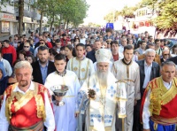 В Подгорице состоялся крестный ход «в защиту черногорской чести, святыни брака и деторождения»