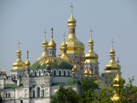Киевские власти готовы подарить Киево-Печерскую лавру Церкви