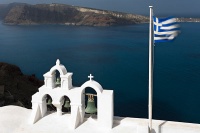 Государства-кредиторы требуют от Греции сократить зарплаты духовенства