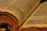 В Британских школах не преподают Священное Писание из-за «толерантности».