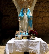 Статуя Пресвятой Богородицы вернулась в монастырь в Маалюле