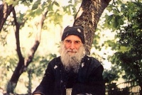 В честь великого грузинского старца, прп. Гавриила (Ургебадзе), назван проспект.