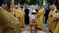 Патриарх: противники возведения храмов должны увидеть Предтеченскую церковь