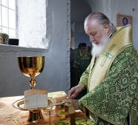 Патриарх Кирилл возглавил торжества в честь 25-летия канонизации св. Иоанна Кронштадтского