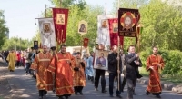 По улицам Омска прошел крестный ход с иконой «Неупиваемая Чаша»