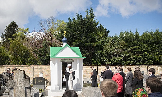 Патриарший экзарх Западной Европы освятил отреставрированную часовню, возведенную в память о русских воинах, погибших в годы Первой мировой войны