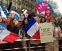 Масштабная акция протеста против однополых браков началась в Париже