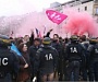 В Париже противники легализации однополых браков штурмовали здание парламента