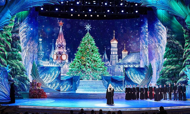 Святейший Патриарх Кирилл посетил Рождественскую елку в Государственном Кремлевском дворце