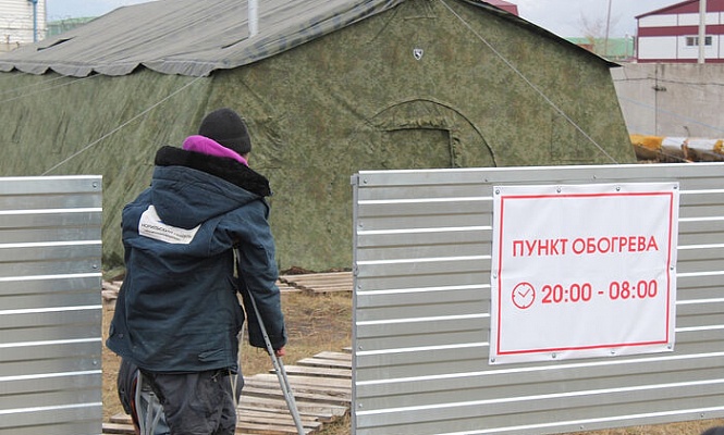 В Омске начал работу церковный пункт обогрева для бездомных людей