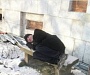 В московских храмах призывают помолиться о бездомных