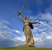 Патриарх Кирилл: Статуя Родины-Матери олицетворяет подвиг нашего народа 