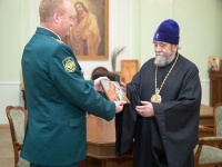 Таможня передала Омской епархии конфискованную икону