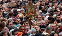 Три четверти россиян считают православие необходимым России