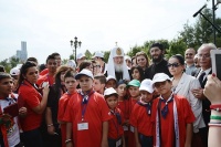 Святейший Патриарх Кирилл встретился с группой детей-сирот из Сирии