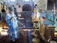 Митрополит Павел совершил утреню с чтением акафиста Богородице и монашеский постриг в Жировичской Успенской обители