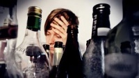 Госдума обсудит ужесточение наказания за склонение детей к выпивке