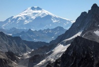 Альпинисты помолятся на Эльбрусе о мире в Украине
