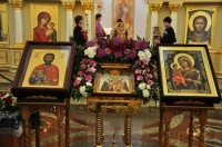 В Пятигорск принесены святыни для возрождаемой монашеской обители
