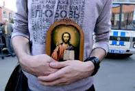 45% россиян поддерживают ввод уголовной ответственности за оскорбление религиозных чувств – опрос