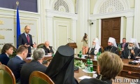 Епископ Ирпенский Климент поднял вопрос о захватах храмов на встрече Турчинова и Яценюка с Всеукраинским советом церквей