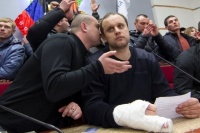Аксенов: Народный губернатор Губарев находится в коме после избиений