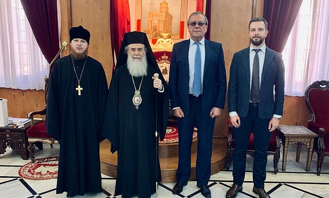 Состоялась встреча Блаженнейшего Патриарха Иерусалимского Феофила с послом России в Израиле