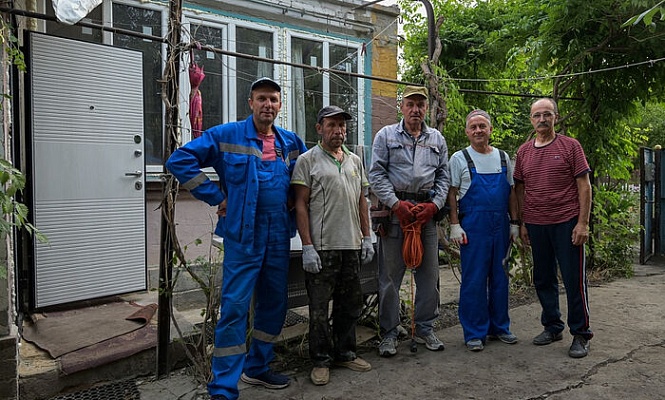 Объявлен набор добровольцев для ремонта домов в зоне конфликта