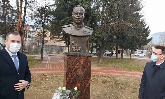 В Черногории установлен памятник маршалу Жукову