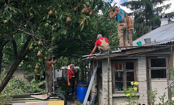 Волонтеры Русской Православной Церкви отремонтировали 100 частных домов в Мариуполе
