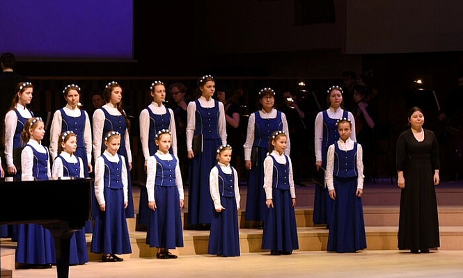 При поддержке Церковно-общественного совета по развитию русского церковного пения прошел X Московский фестиваль хоров воскресных школ