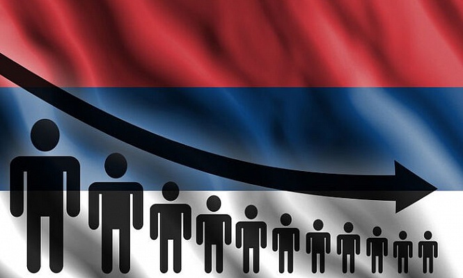 Население Сербии продолжает стареть и сокращаться