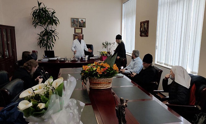 Председатель Синодального отдела по благотворительности посетил с гуманитарной миссией Донецк и Ростов-на-Дону