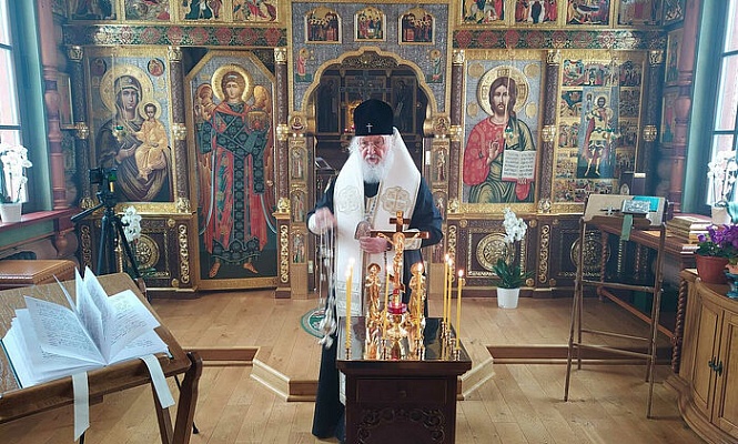 Предстоятель Русской Церкви совершил панихиду по приснопамятному Святейшему Патриарху Алексию II