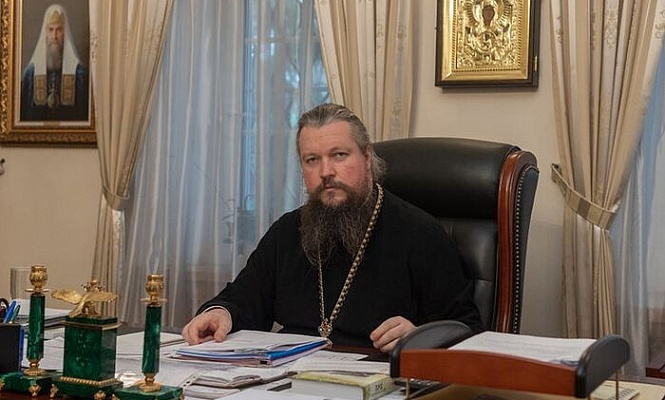 Управляющий делами Московской Патриархии: Церковь помогает семьям погибших на фронте священников