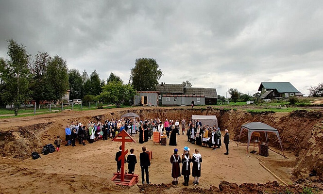 На месте трагедии в селе Кучеры построят храм