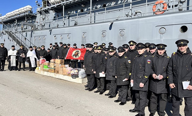 Брянские священнослужители посетили военнослужащих Балтийского флота