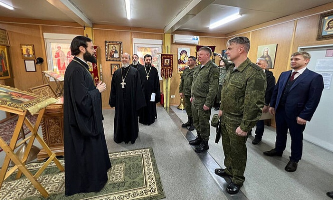Митрополит Волоколамский Антоний посетил российскую базу «Хмеймим» в Сирии