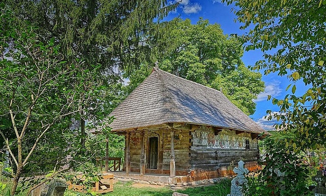 Маленькая деревянная церковь в Румынии удостоена престижной европейской премии в области культурного наследия