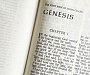 Британия: Королевская прокурорская служба заявила, что некоторые места Библии «неприемлемы в современном обществе»
