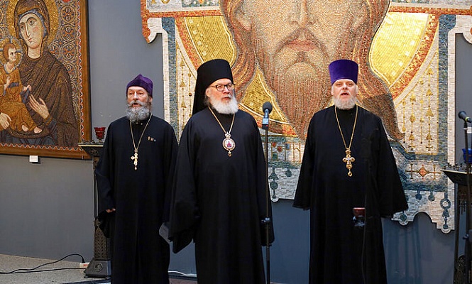 В Москве проходит выставка-фестиваль современного христианского искусства «Дом Господень»