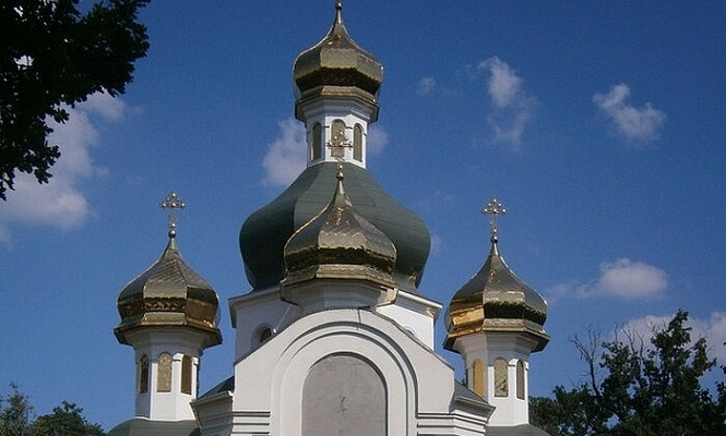 В Буче Киевской области захватили Петропавловский храм Украинской Православной Церкви