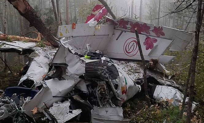 Клирик Братской епархии посетил пострадавших при падении самолета в Иркутской области
