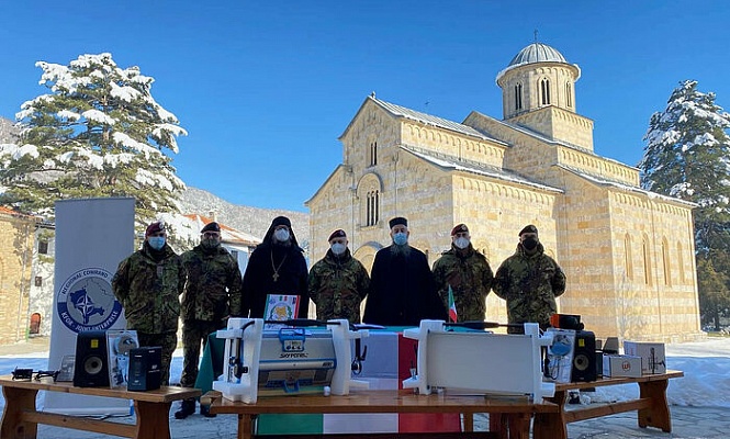 Итальянская армия пожертвовала специальную аппаратуру для сербского монастыря