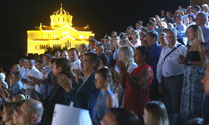 Более 55 000 человек увидели спектакль по пьесе митрополита Тихона (Шевкунова) «Грифон» за 4 сезона