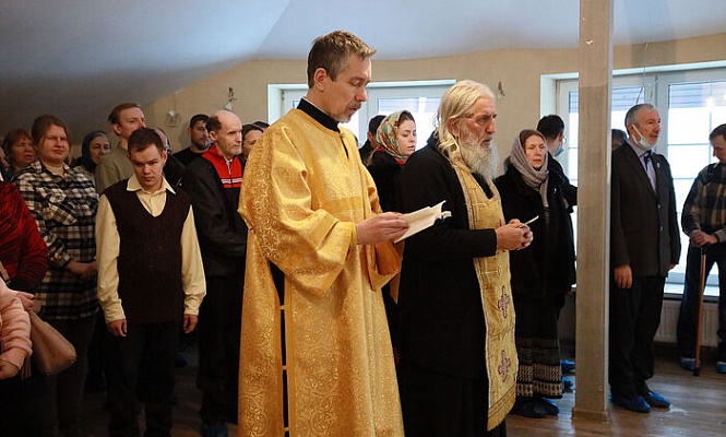 В Москве открылся церковный дом сопровождаемого проживания слепоглухих людей