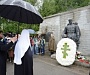 Предстоятель Русской Церкви возложил цветы к памятнику «Бронзовому солдату» в Таллине